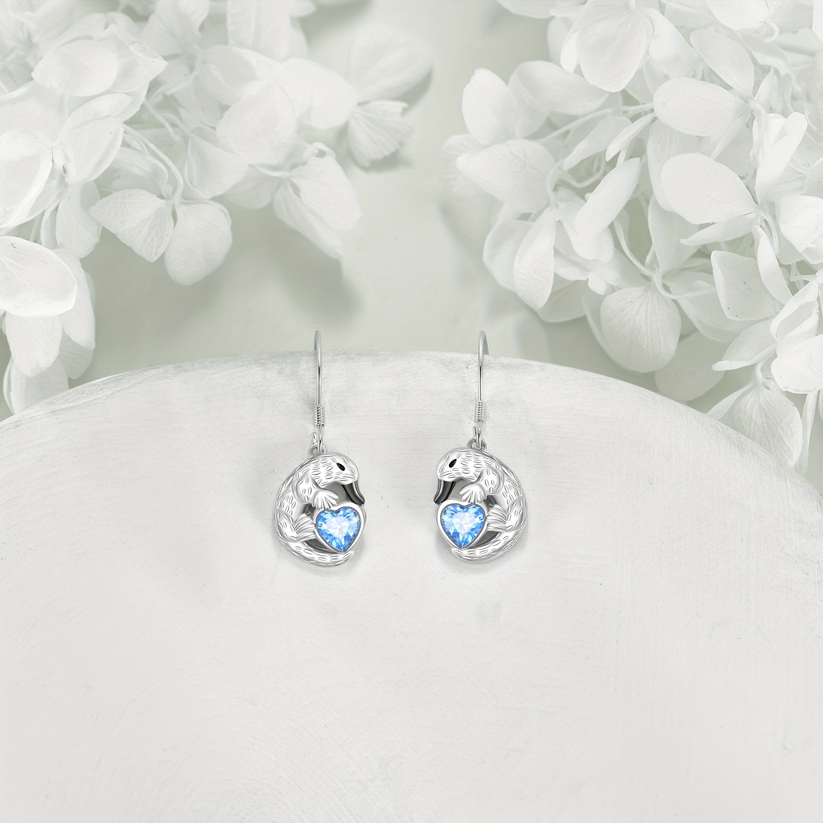 925 Sterling Silver Duckbill Earrings